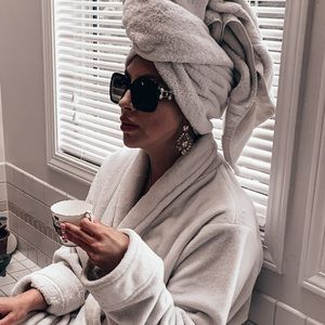 Meet your Posher, Kara